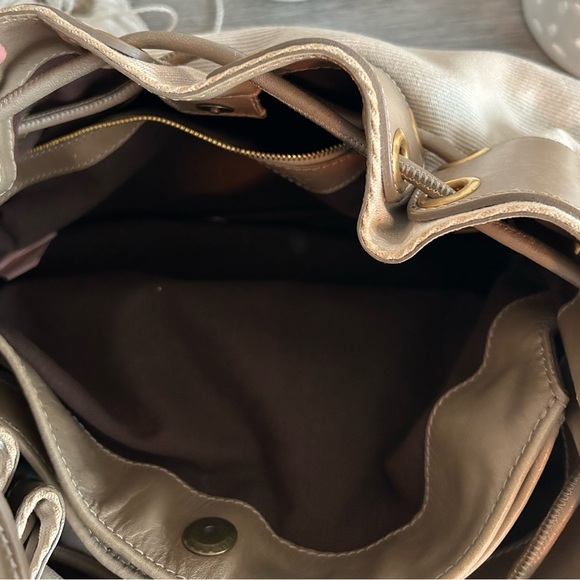 Authentic/ Burberry shoulder bag, beige/leather/design with gold metal - Picture 2 of 10